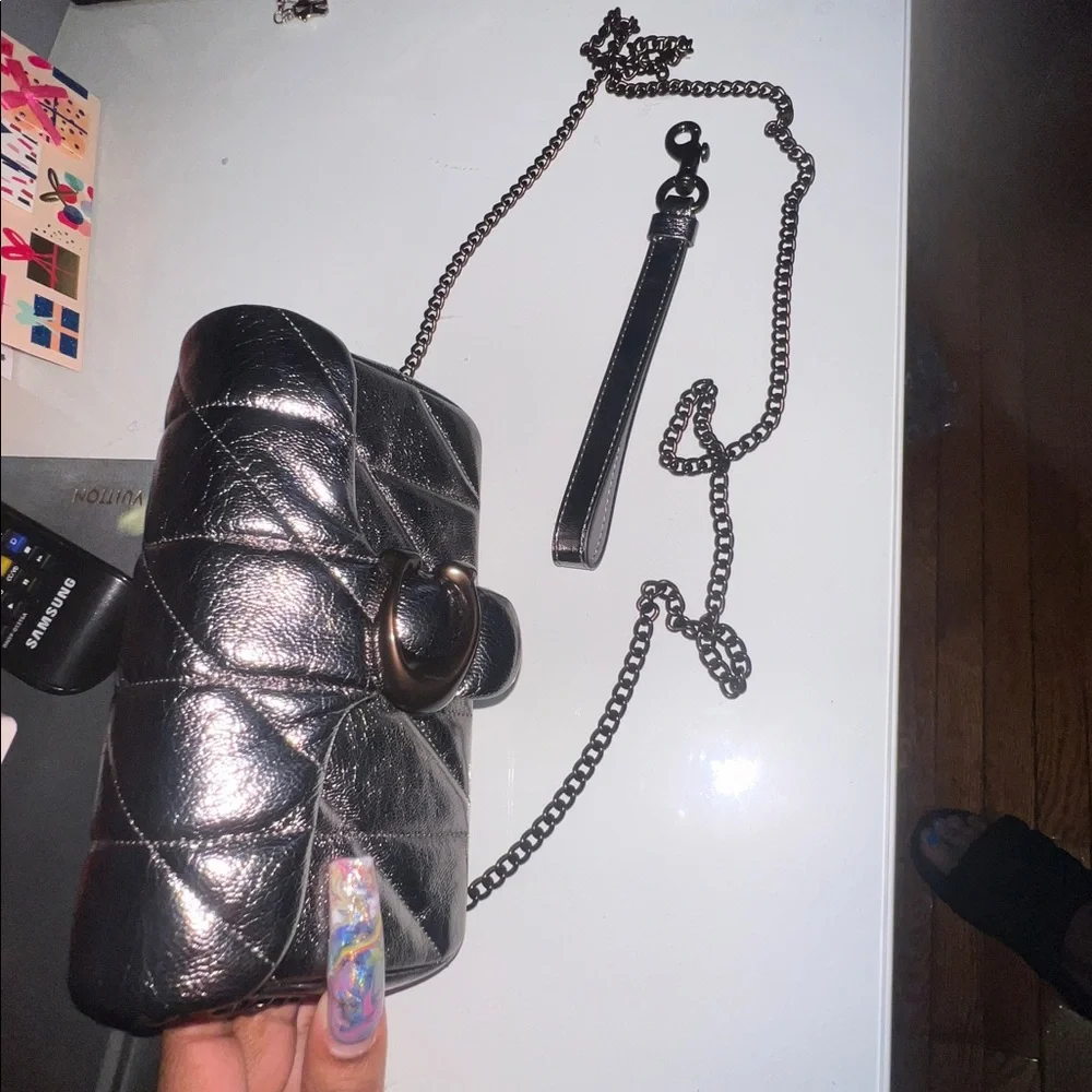 Coach metallic Tabby wristlet - Picture 5 of 12